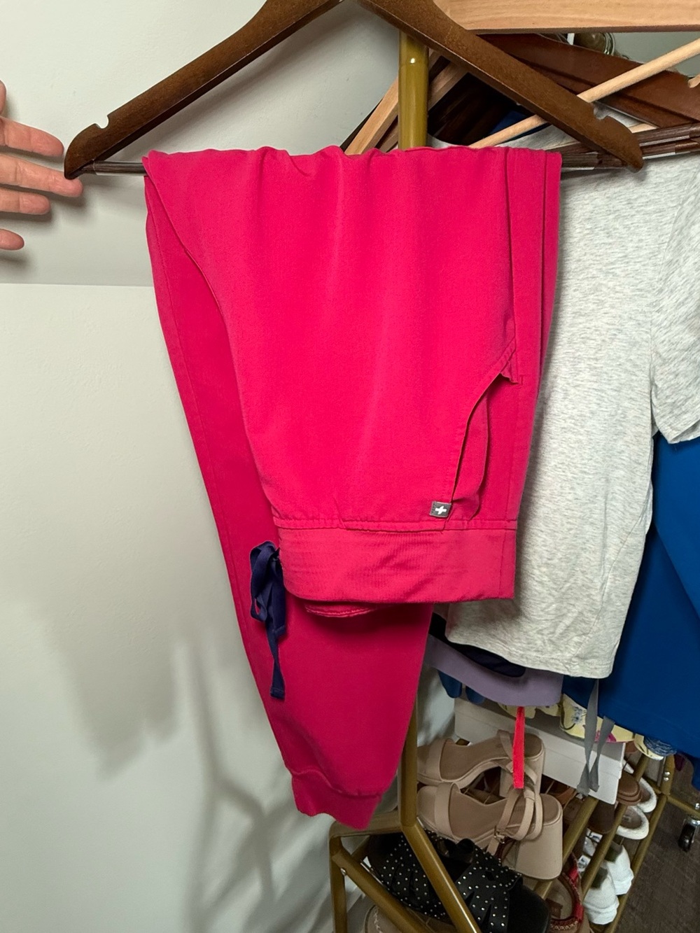 Figs Bright Pink Women's Drawstring Joggers